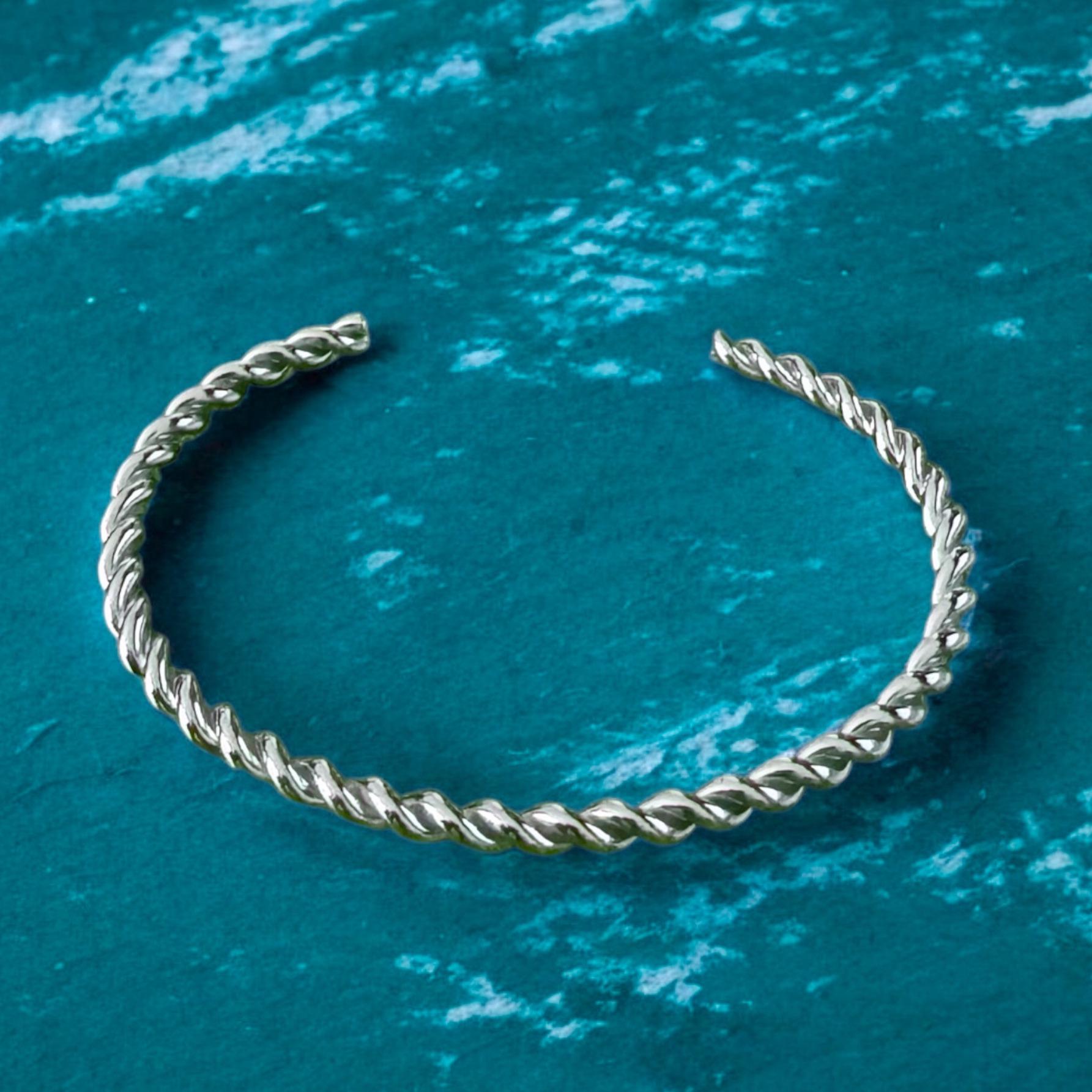 Thin Silver Twist Cuff Bracelet, Stainless Steel Jewelry, Rope Braid, Open Ended Bangle, Adjustable Metal Bracelet, Birthday Gift for Wife