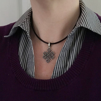 Mens Vertical Celtic Knot Necklace