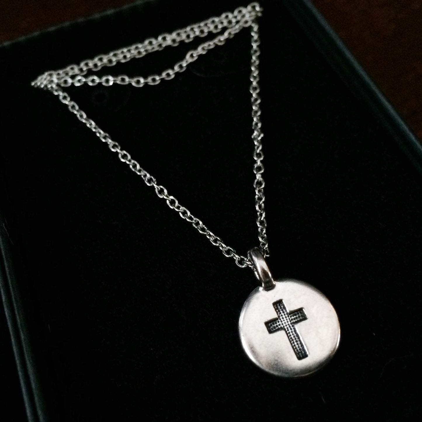 Tiny Cross Charm / Christian Charms (10pcs / 10mm x 17mm / Tibetan Silver / 2 Sided) Religious Catholic Jewellery Pendant Bracelet CHM966