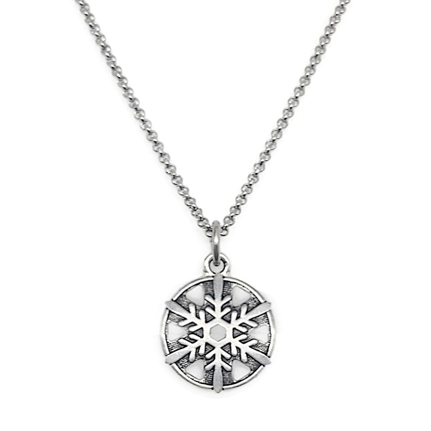 Small Antique Silver Snowflake Charm Necklace, Winter Gifts for Women, Round Pendant, Stainless Steel Necklace Chain