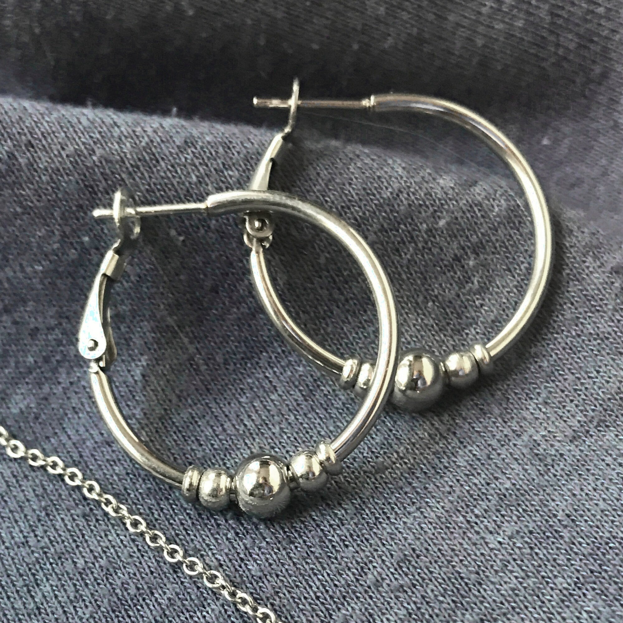 DIY Beaded Earrings Daily Wear|How to make handmade Bead Earrings|Beaded  Earrings making at home - YouTube | Handmade beads, Diy beads, How to make  beads