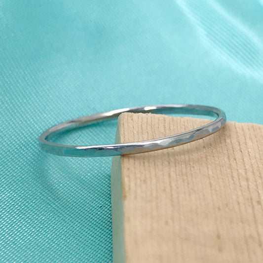 1mm Hammered Ring, Thin Stainless Steel Ring, Textured Stacking Ring, Simple Minimalist Jewelry, Skinny Silver Band, Non Tarnish, Waterproof
