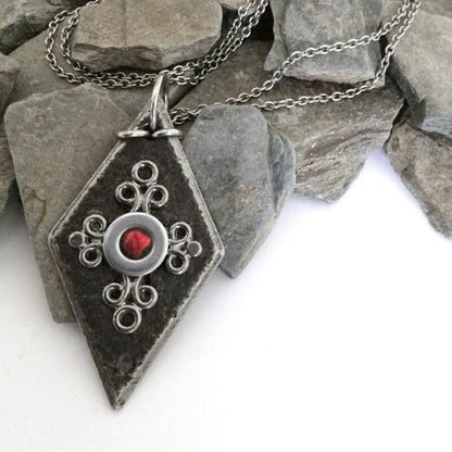 As seen on The Vampire Diaries Bonnie Necklace, Medieval Black Diamond Shaped Pendant, Crimson Red and Black Jewelry  Stainless Steel Chain